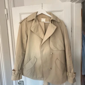 Trenchcoat  - Super fin trenchcoat ifrån hm!