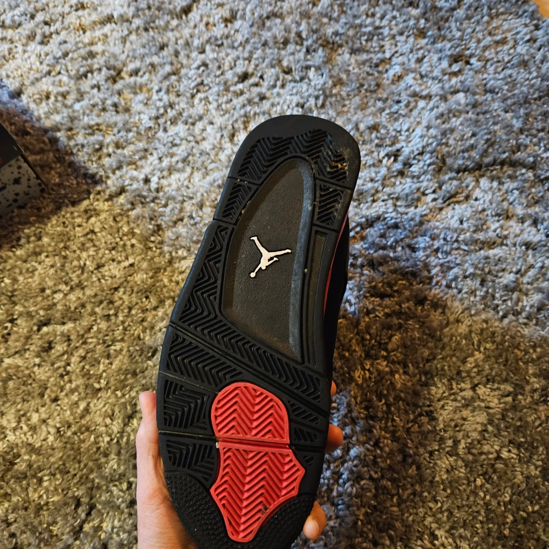 Jordan 4 red thunder stl 41  - 91