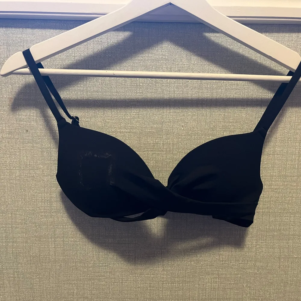Jättefin bikini som jag köpte för ungefär två år sedan, men har aldrig använt🖤. Muu.