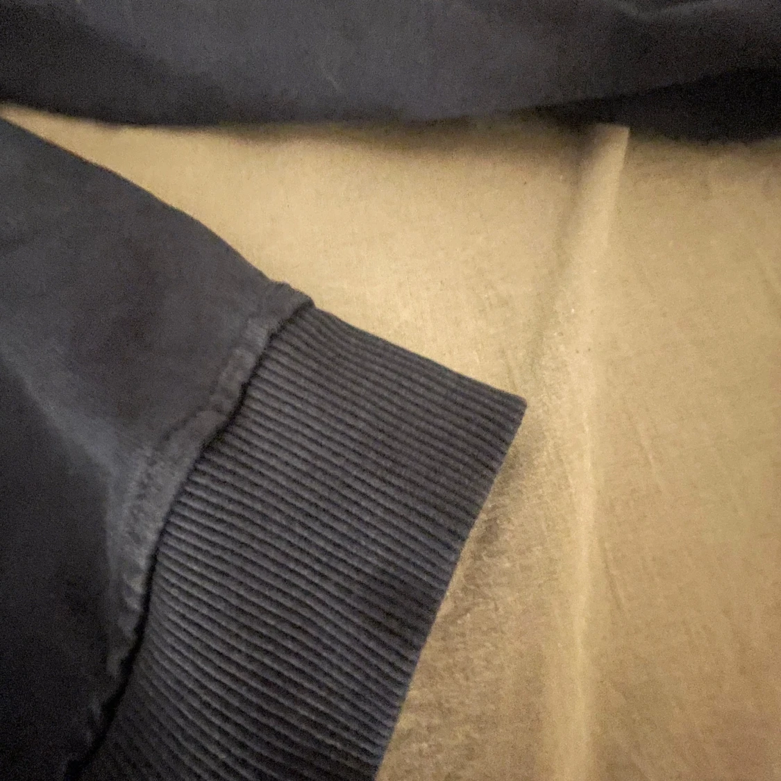 Mörkblå tröja från NA-KD - 92