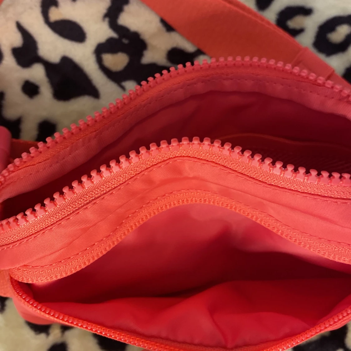 Lululemon magväska - 93