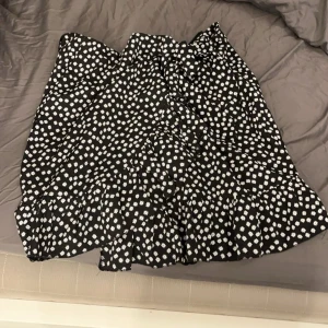 Kjol - Fin och tunn kjol:)