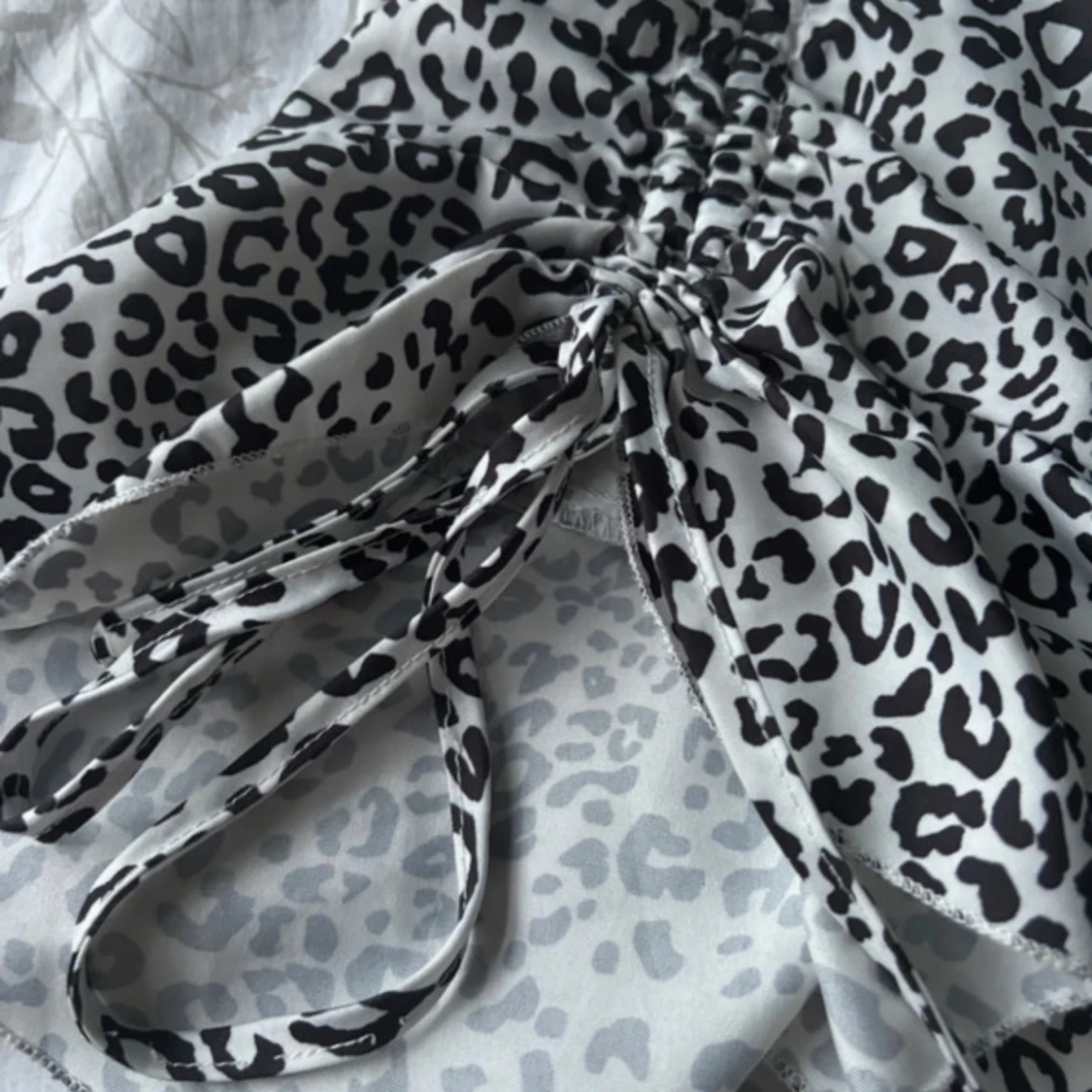 Vit leopard kjol - 90