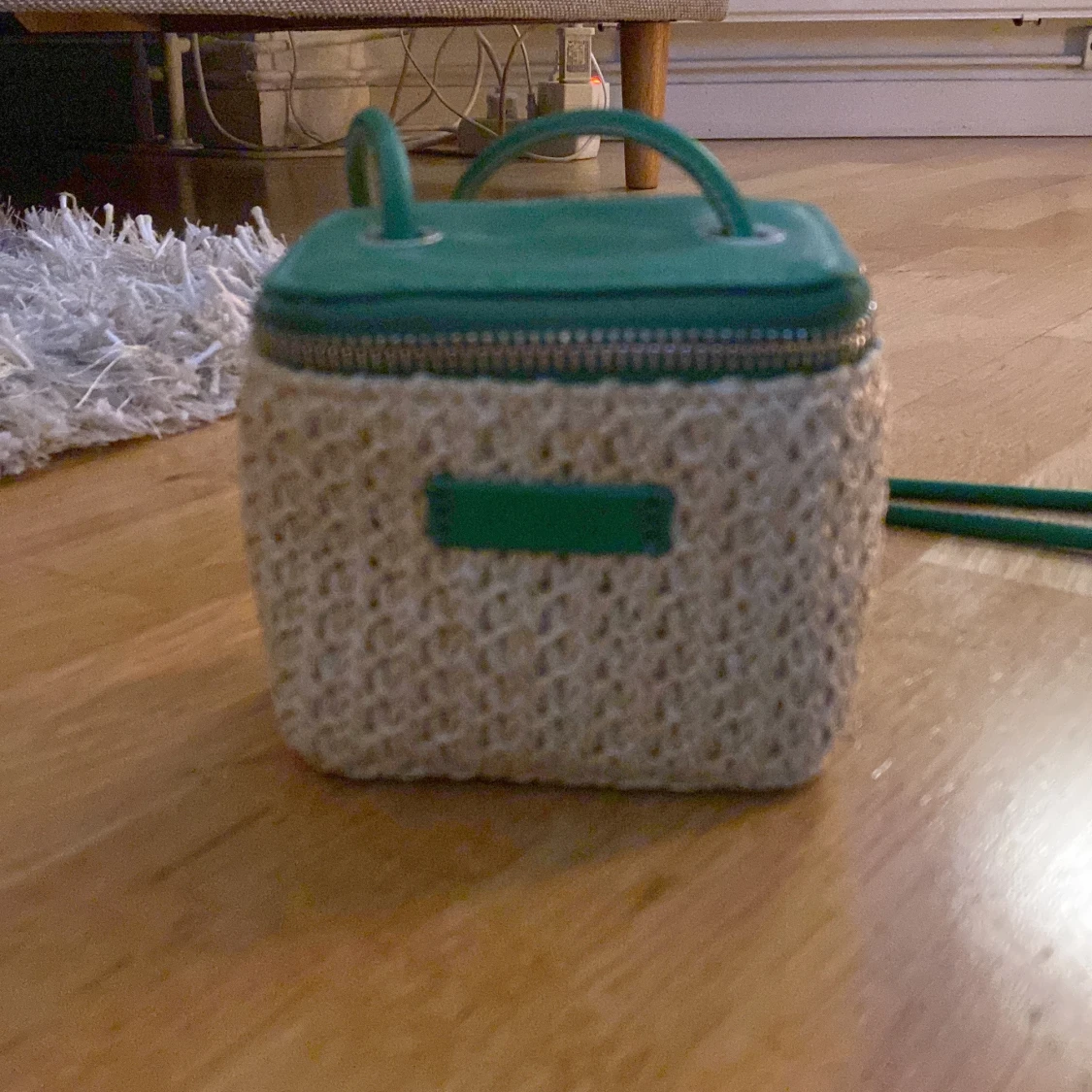 Beige och grön axelväska - 1