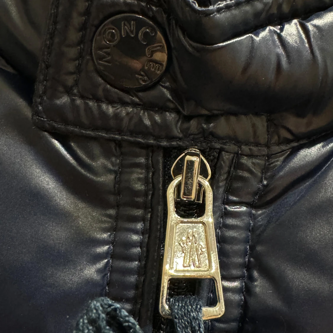 Mörkblå dunväst från Moncler - 2