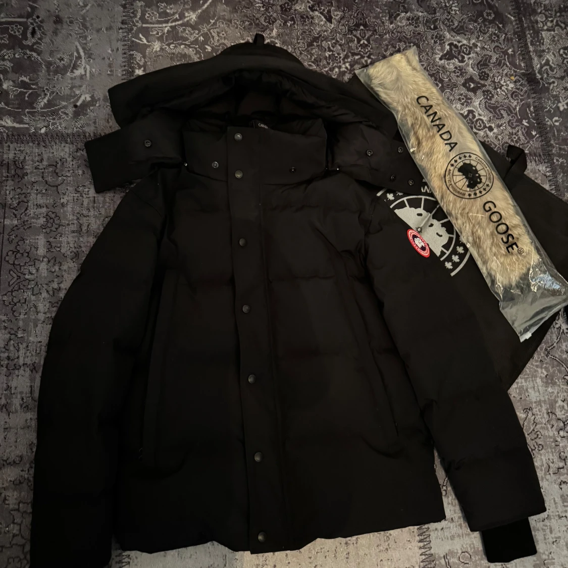 Svart dunjacka från Canada Goose - 1