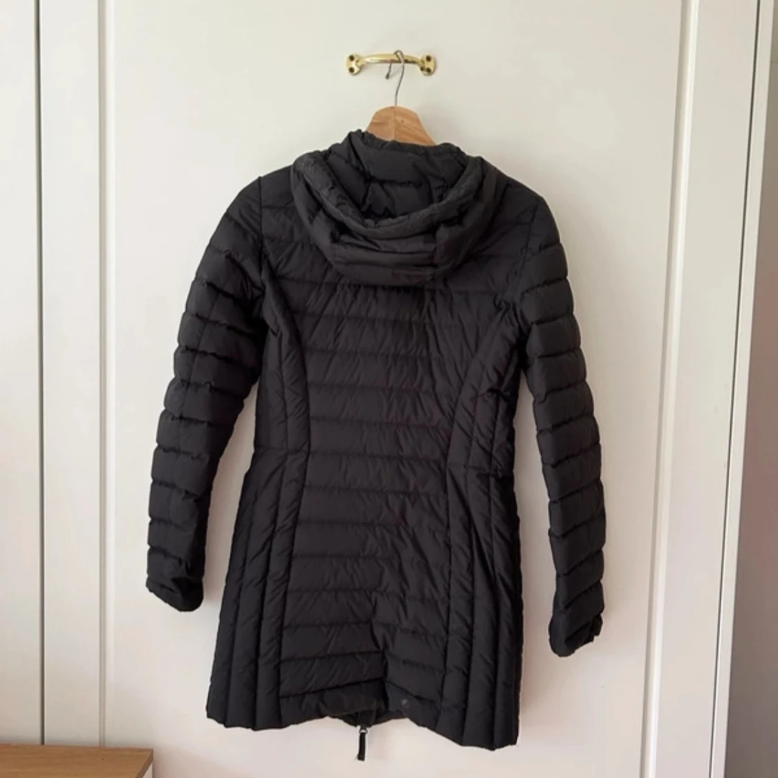 Fin svart äkta Parajumpers lång jacka lång modell Irene Hooded Down Jacket W Black stl XXS - 4