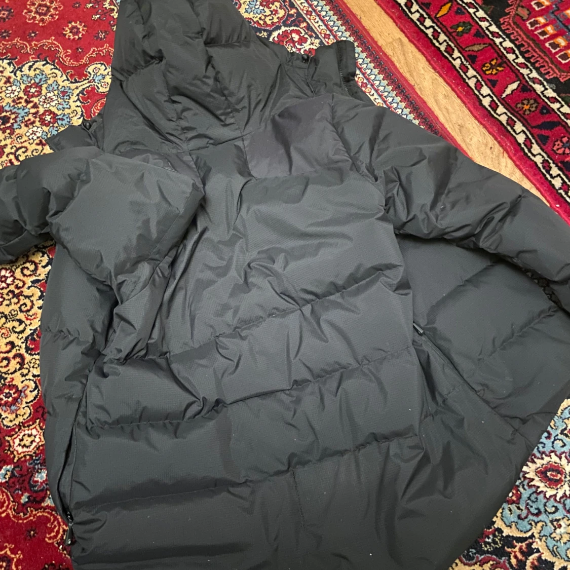 Svart dunjacka från sail racing - 1