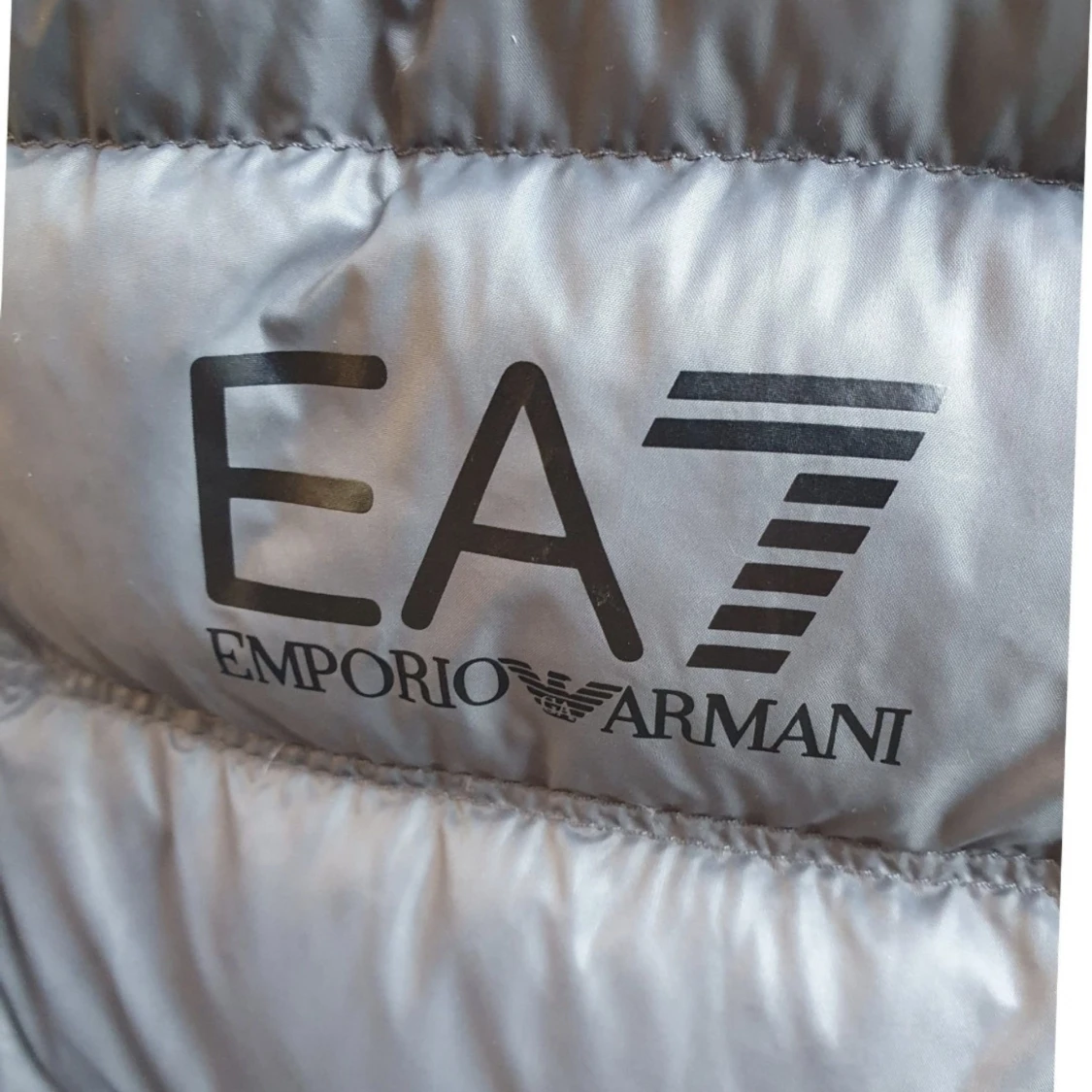 Grå dunväst från Emporio Armani - 1