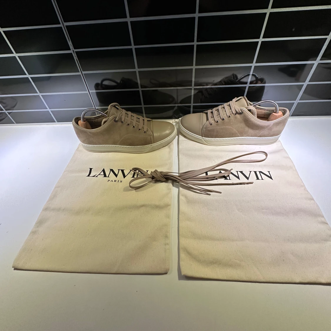 Beige sneakers från Lanvin - 4