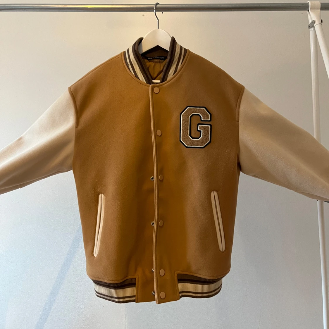 Collegejacka nyskick