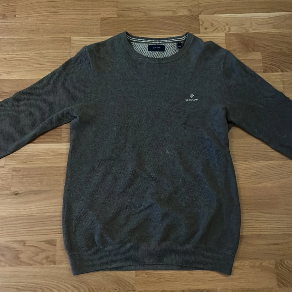 Grå tröja från GANT
