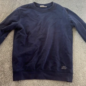 Tröja - 146/154 Kappahl Mörkblå Tjockt material