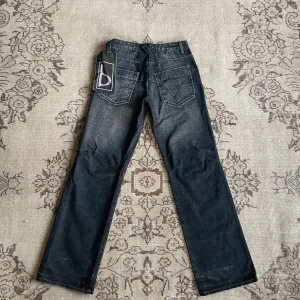 Björk jeans - Jeans med Baggy/boyfriend fit💖 svenskt märke som fokuserar på konstruktion och detaljer! Ny med tag‼️deadstock ‼️känn er fria att komma med bud om ni vill 💋