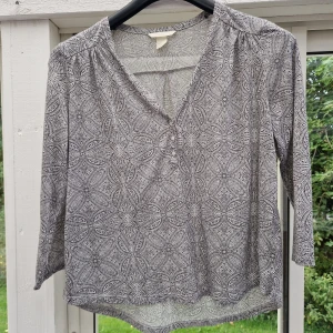 Fin blus - Fin enkel blus från H&M