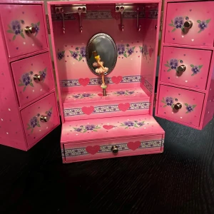 smyckes skrin för barn - Med musik 20*15 Allt funkar bra 