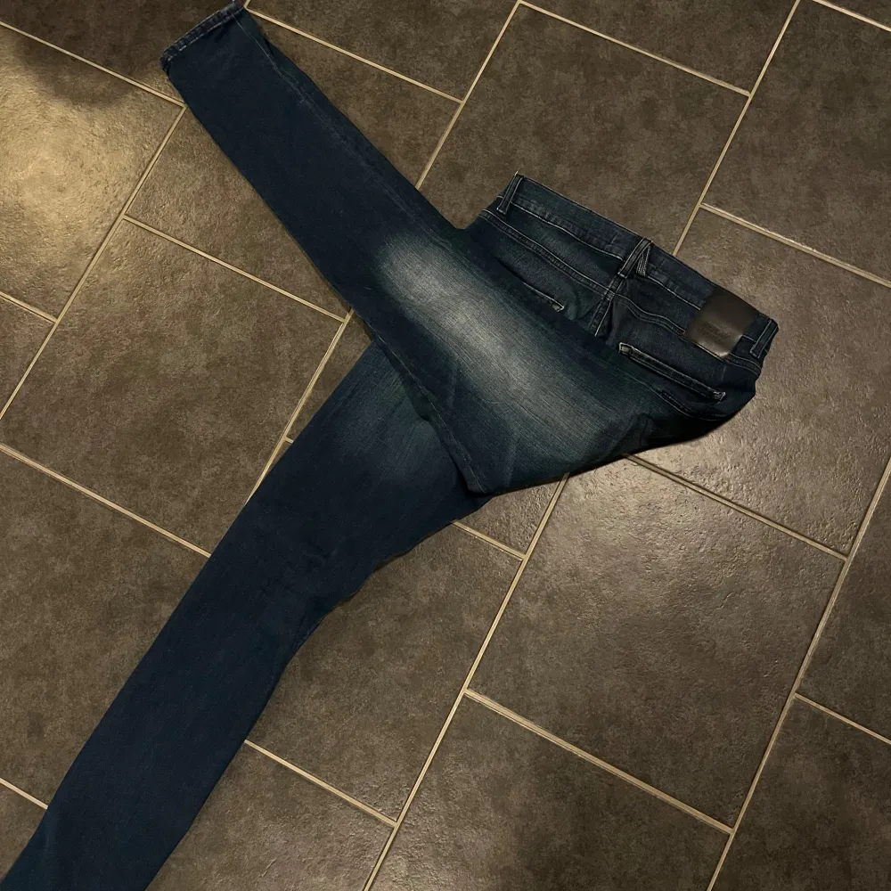 Replay Hyperflex Jeans i storlek W30 L32. Jeans & Byxor.