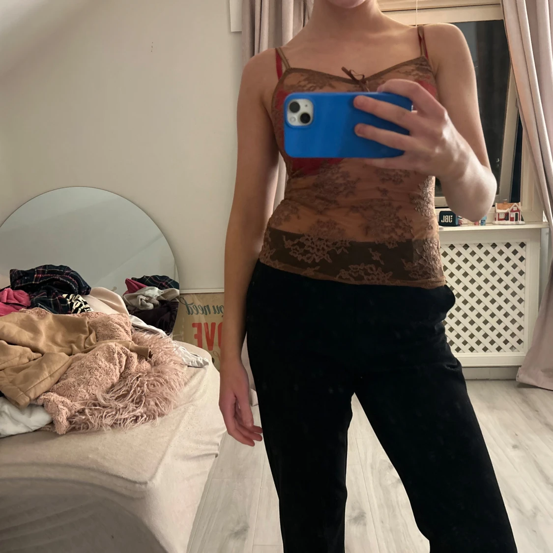 Brun blommig linne - 90