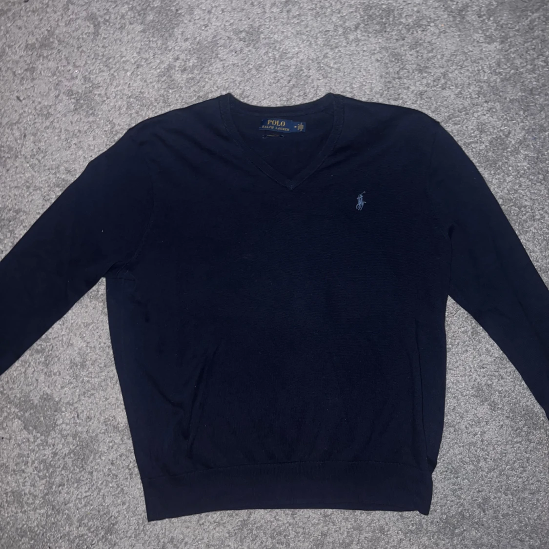 Mörkblå tröja från Polo Ralph Lauren