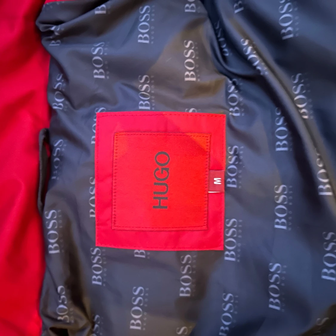 Röd dunväst från Hugo Boss - 91