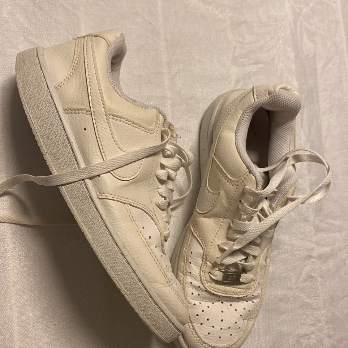 Vita Nike Air sneakers