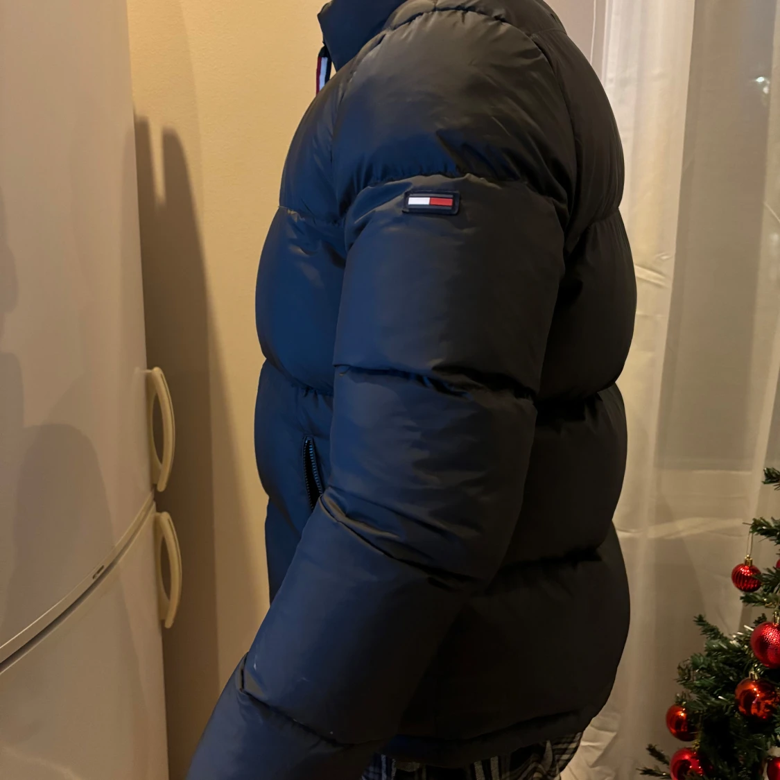 Svart dunjacka från Tommy Hilfiger - 90