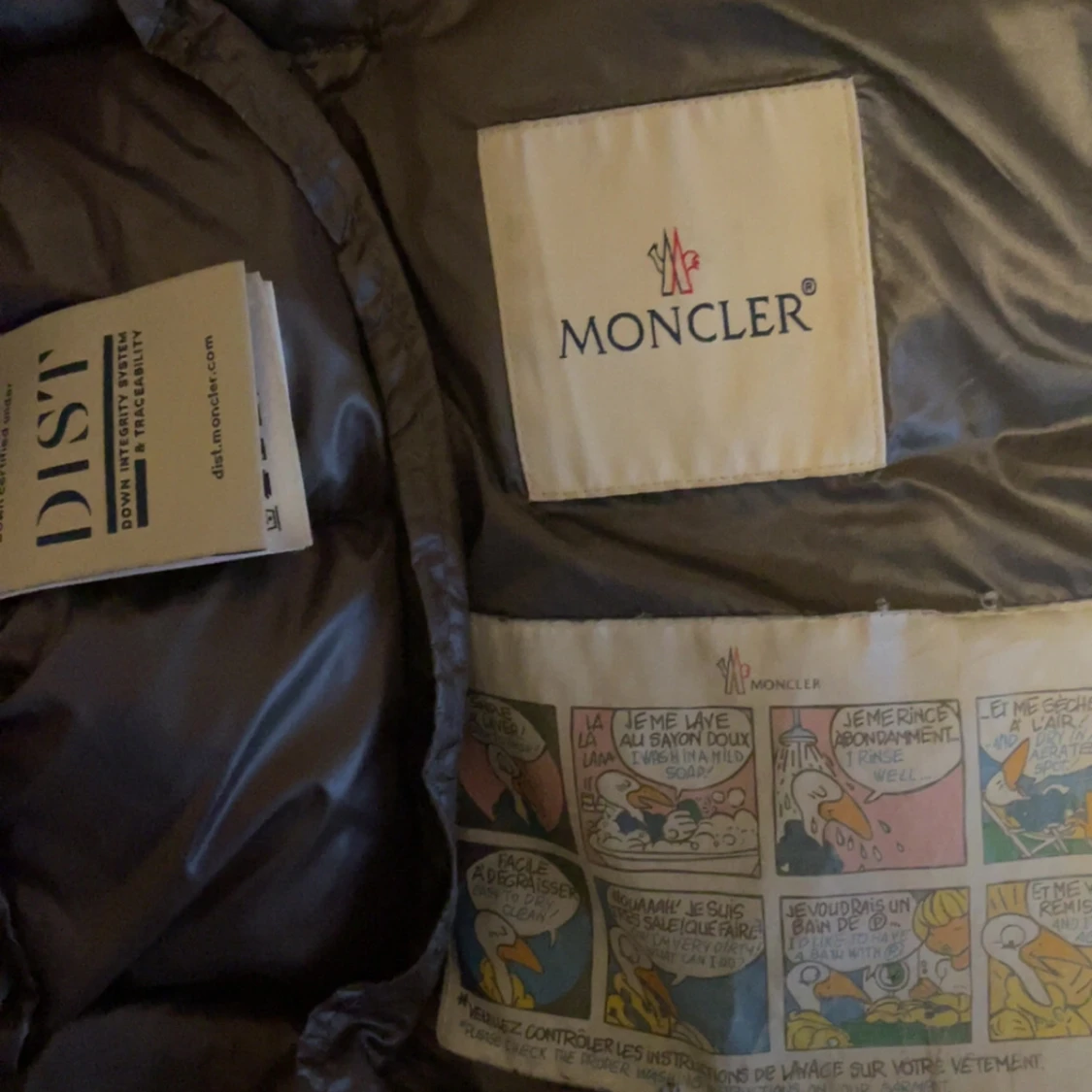 Svart dunväst från Moncler - 91