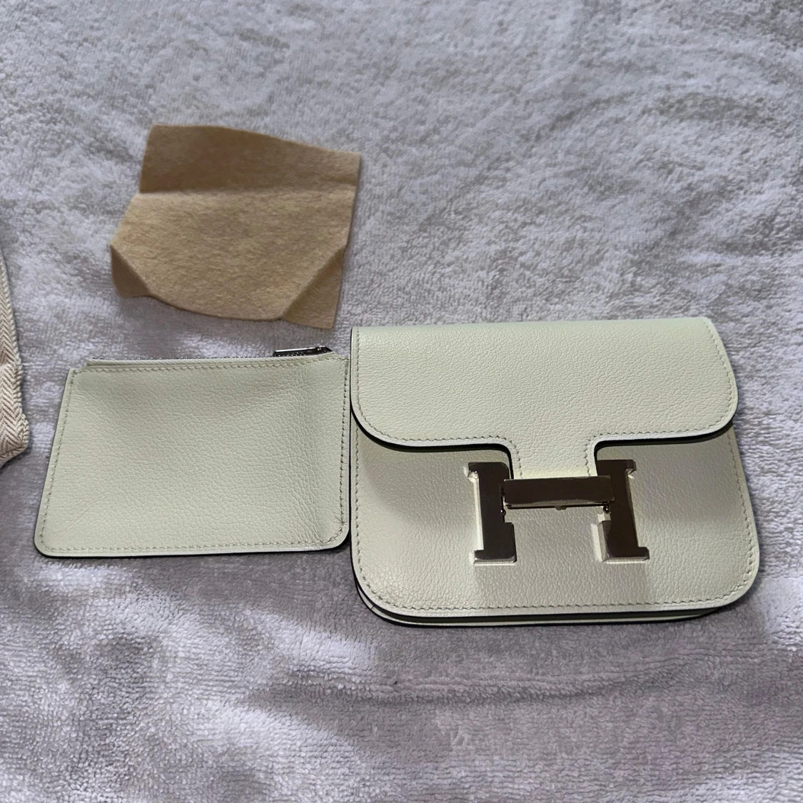 Veau Fizz Constance Slim Compct plånbok från Hermès - 92