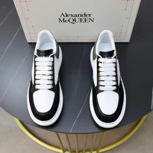 Alexander McQUEEN skor - Alexander McQUEEN skor, finns i alla storlekar och även stort sortiment på andra färger