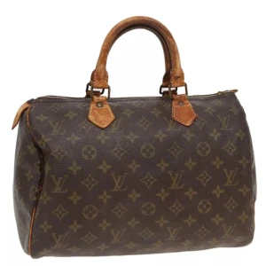 Louis Vuitton Speedy 30 - Louis Vuitton Speedy 30. Ett måste i väskkollektionen! Bra storlek för både vardagsbruk och resor. Perfekt att använda som skol-/arbetsväska. Speedy ger en touch av lyx och stil till varje outfit.