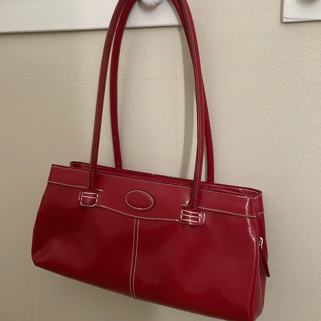 Röd väska  - 90