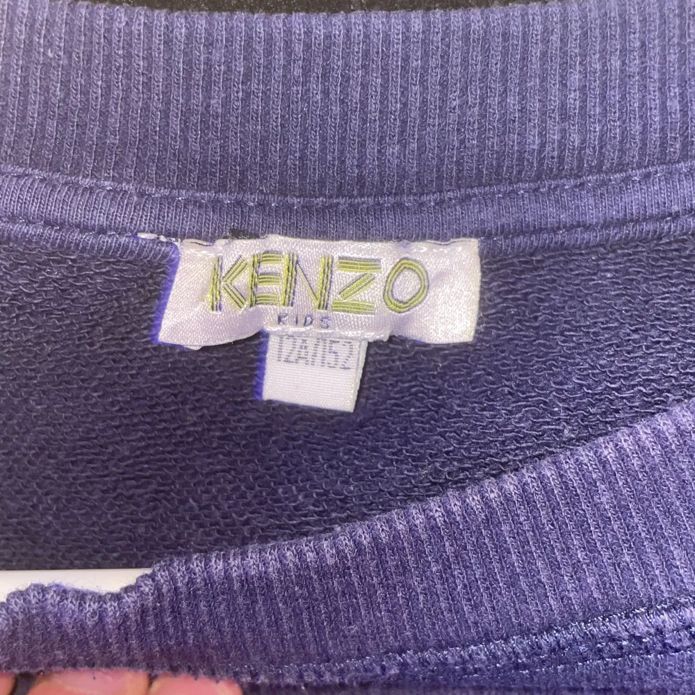 Kenzo hoodie pris kan diskuteras . Hoodies.