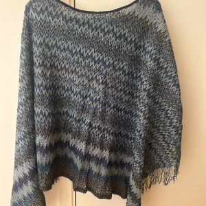 Mission poncho - VÄRLDENS snyggaste missoni poncho!!! Perfekt till hösten💕