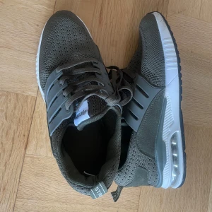 Löparsko  - Löparsko i fint skick 