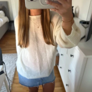 Stickad tröja  - SÅ fin tröja till hösten/vintern från Cubus! 🤍 sjukt fint & skönt material! ⭐️ svarar på alla frågor & prisförslag! 