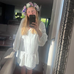 Supergullig klänninh - Jättefin i perfekt skick!💕säljer endast vid bra pris