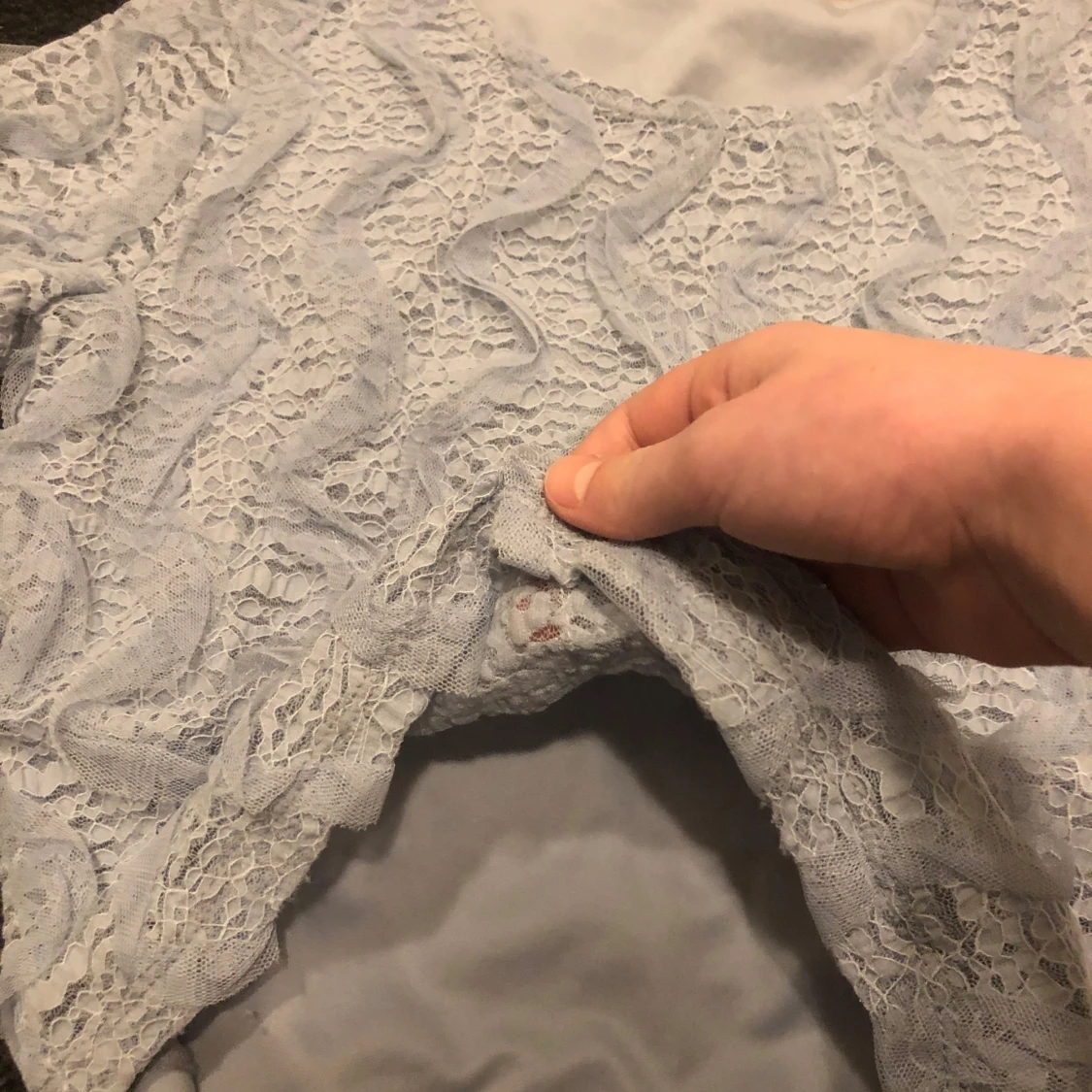 Ljusblå spetsblus från Lindex - 92