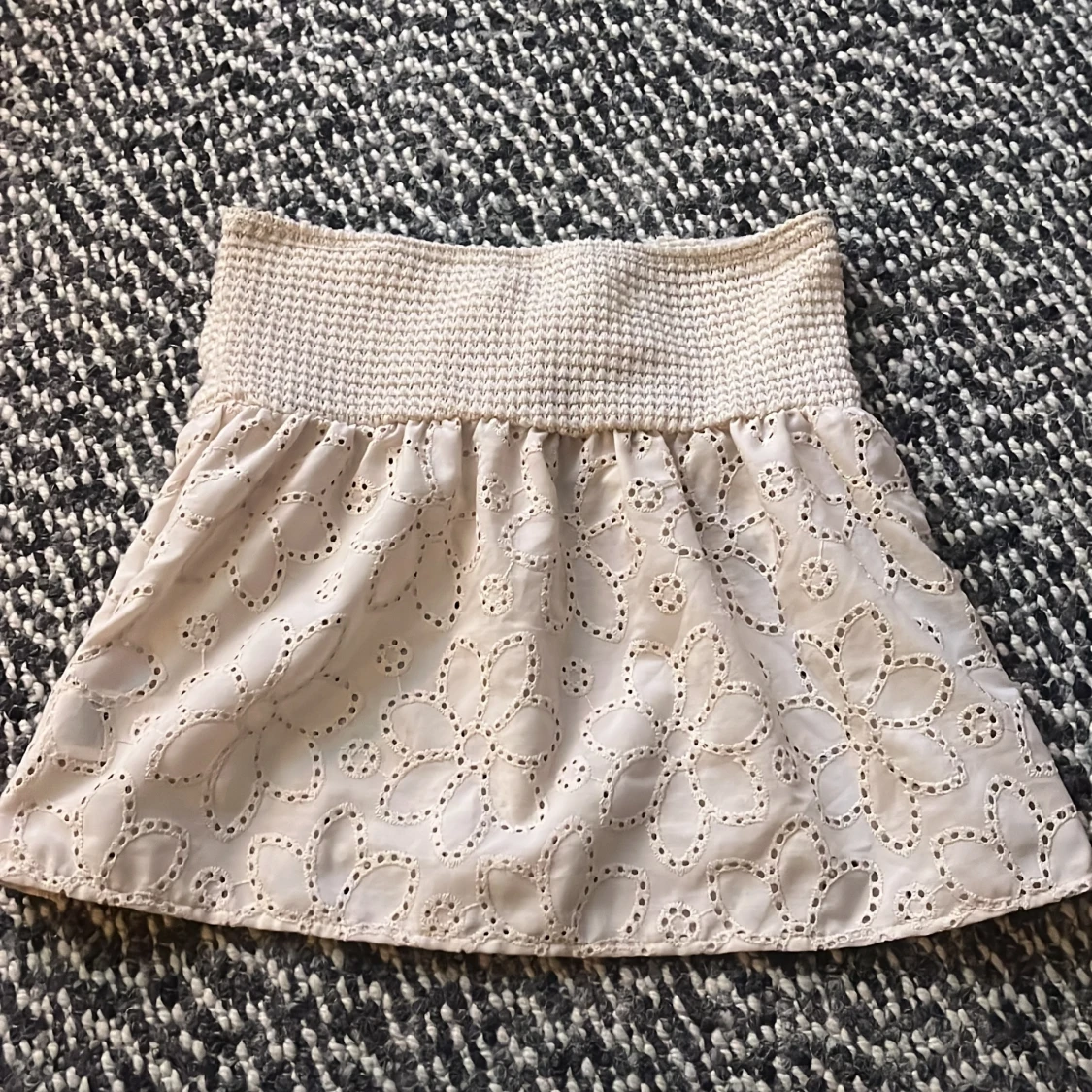 Beige broderad tubtopp - 91