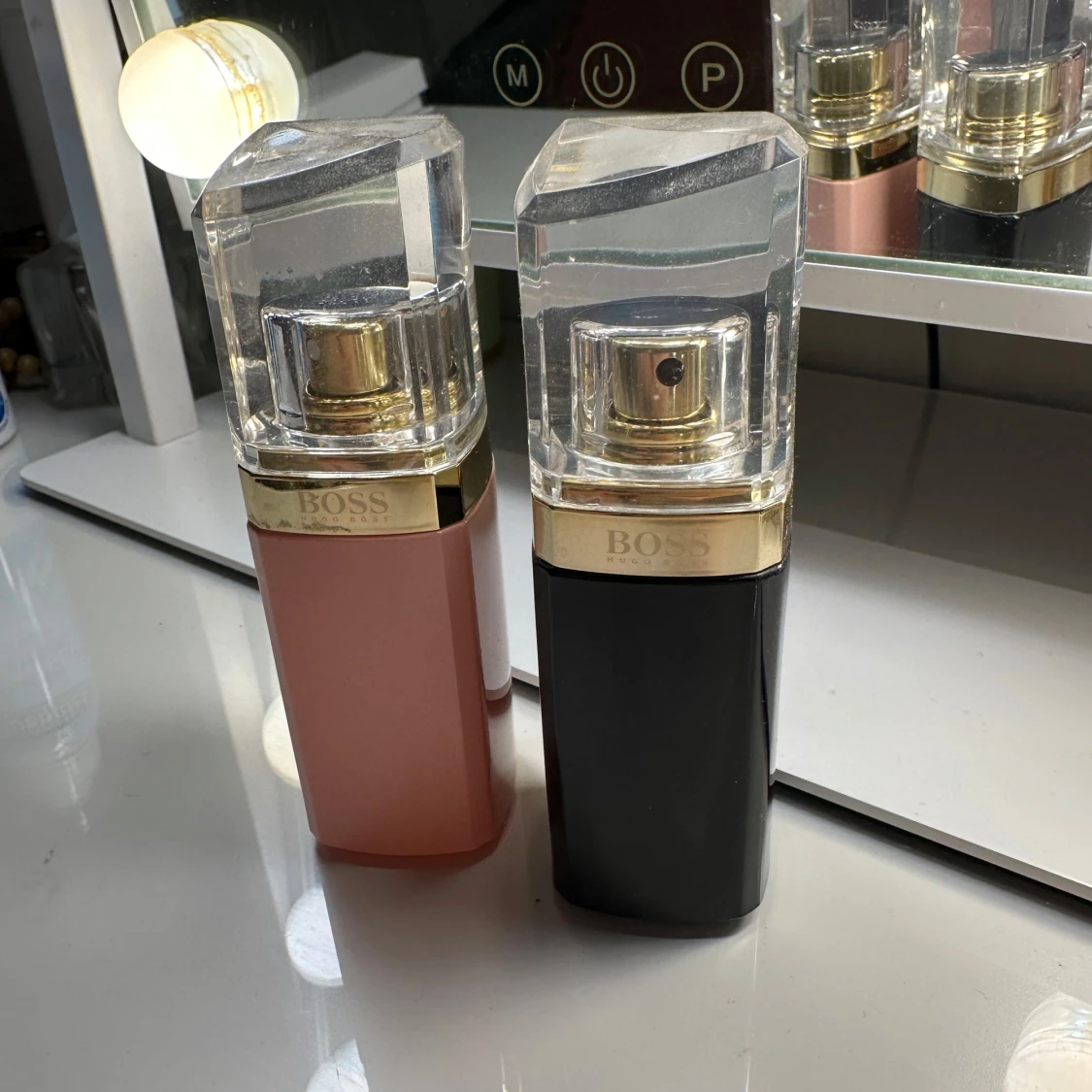 Parfymflaskor från Boss