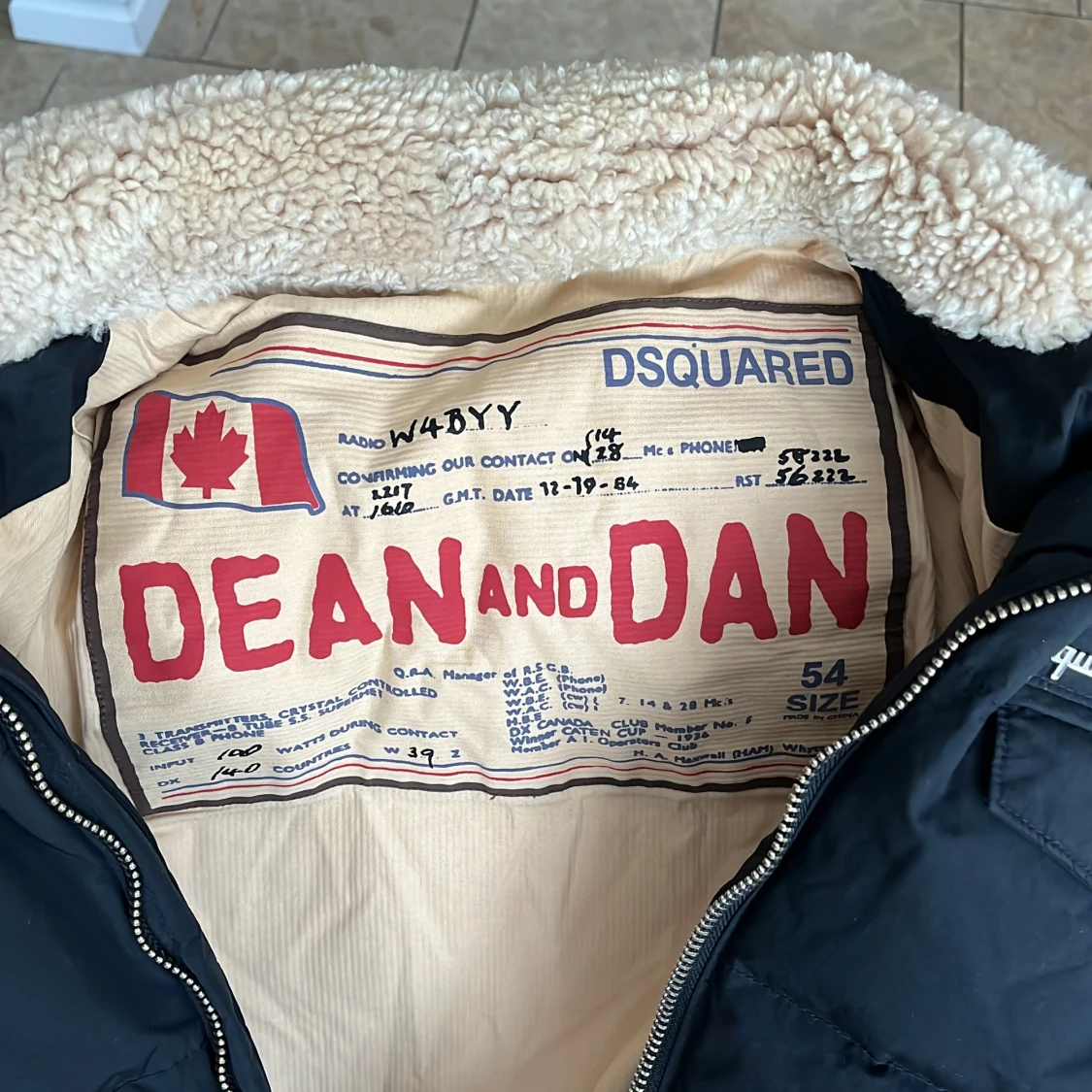 Svart pufferjacka från Dsquared2 - 90