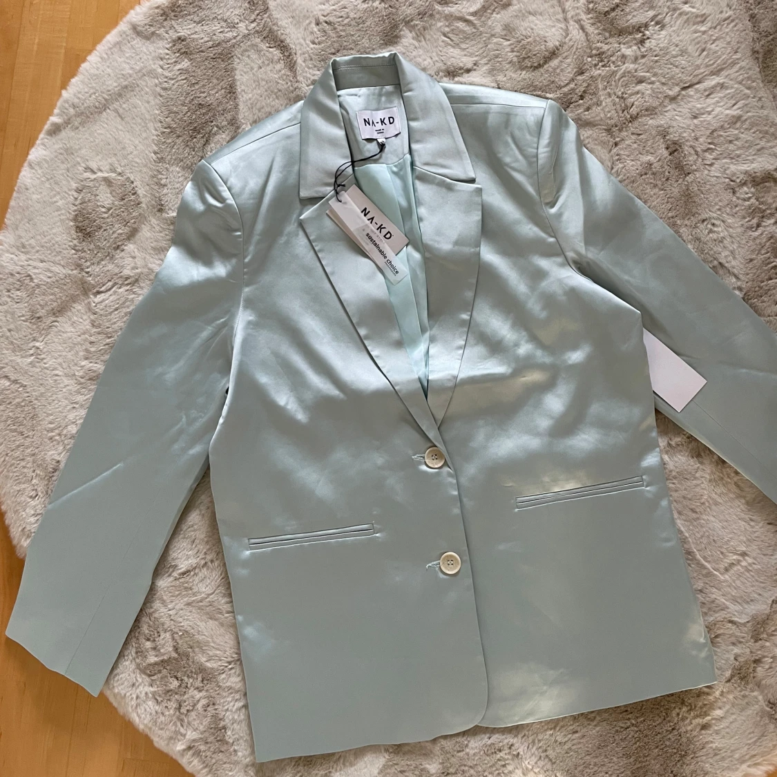 Ljusblå kavaj från NA-KD 36 oversize oanvänd  - 92