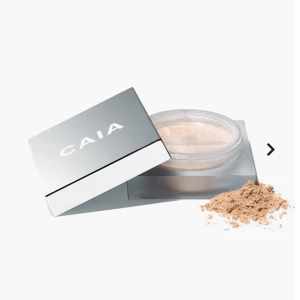  CAIA glow setting powder - Löspuder från CAIA, endast använd en gång då det var en present och jag gillar mer matt smink, jättefint om man gillar mer glowy 