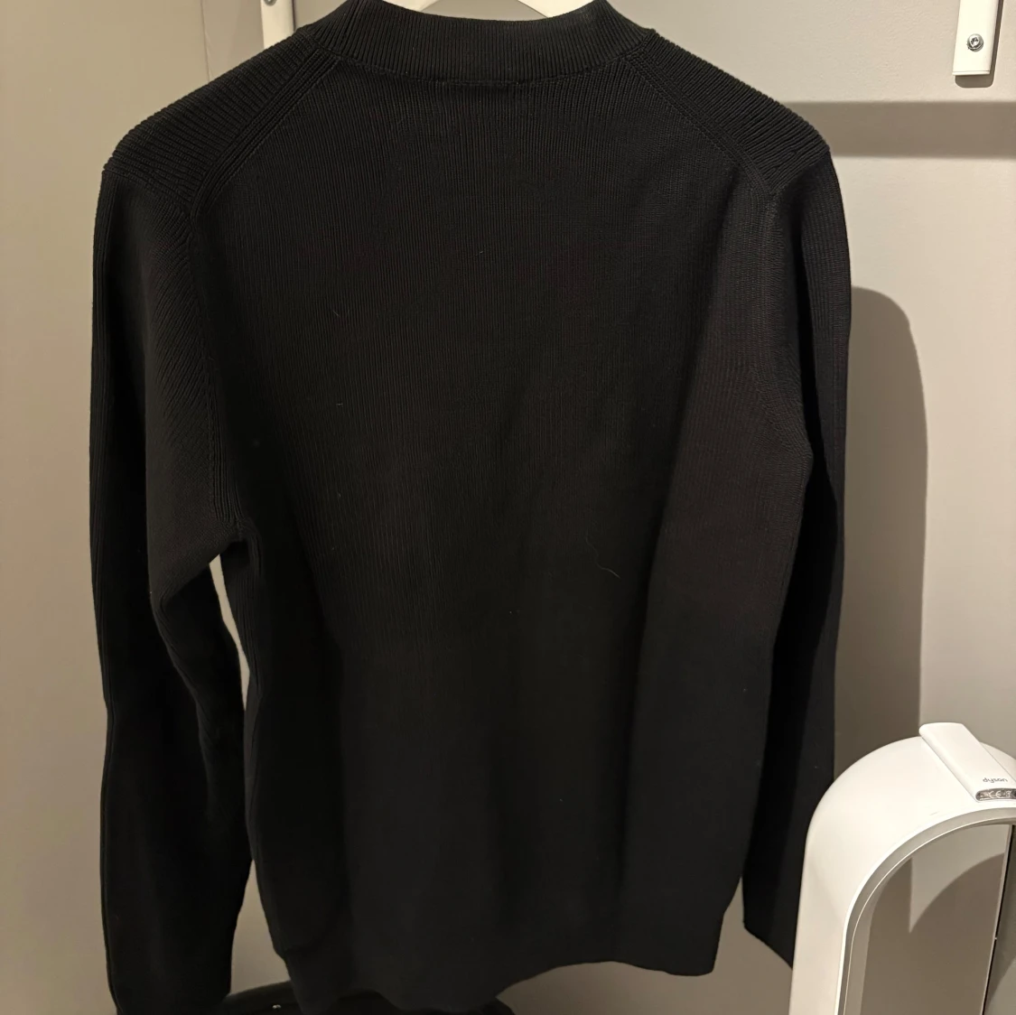 COS ribbstickad tröja - 90