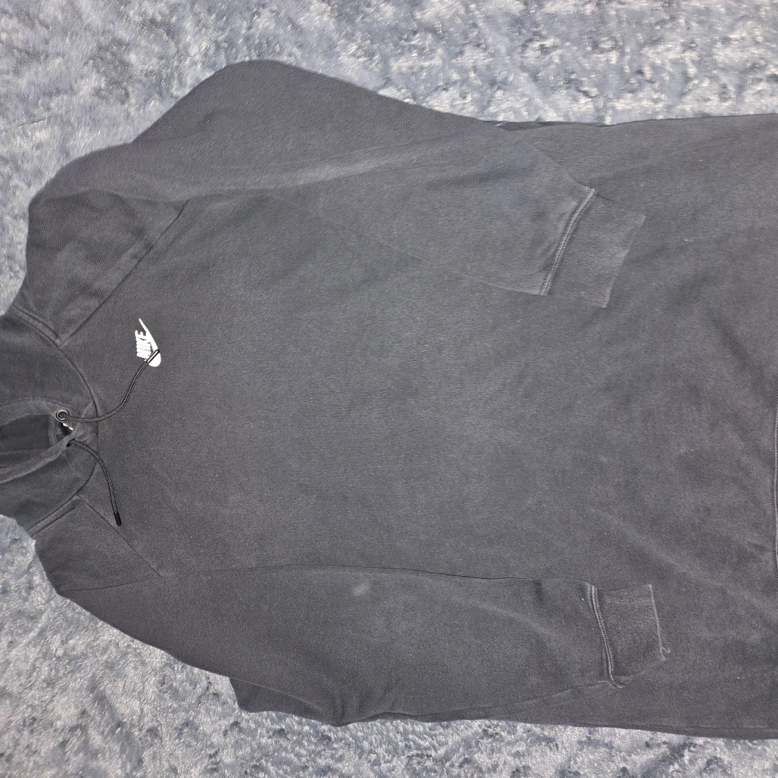 Svart hoodie från Nike