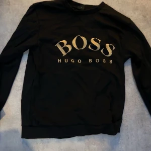 Boss sweatshirt - Mycket bra skick storlek S