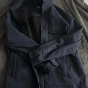 Kappa  - Säljer min Zara kappa för att den blev för liten