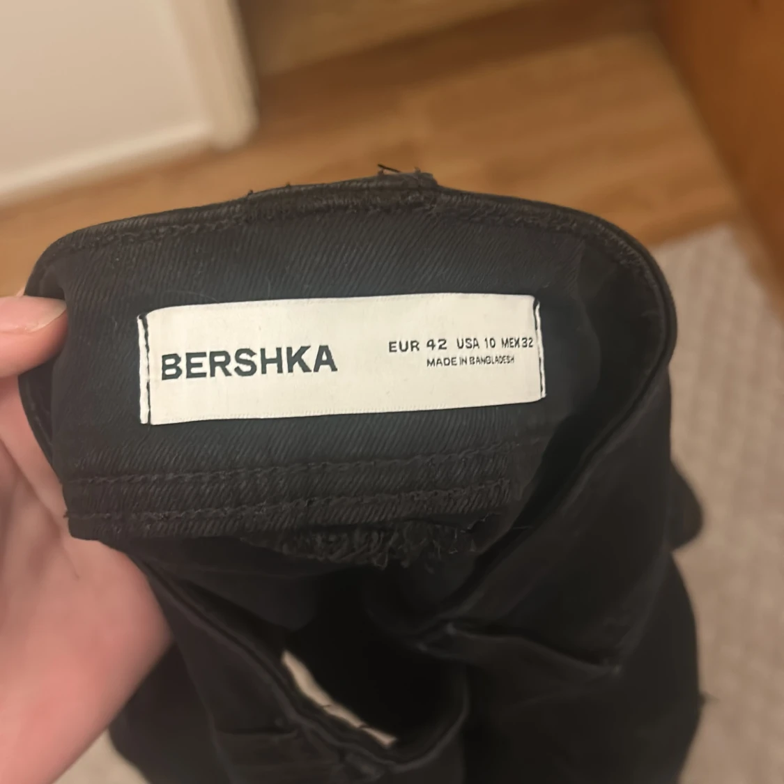 Svart kortkjol från Bershka - 2