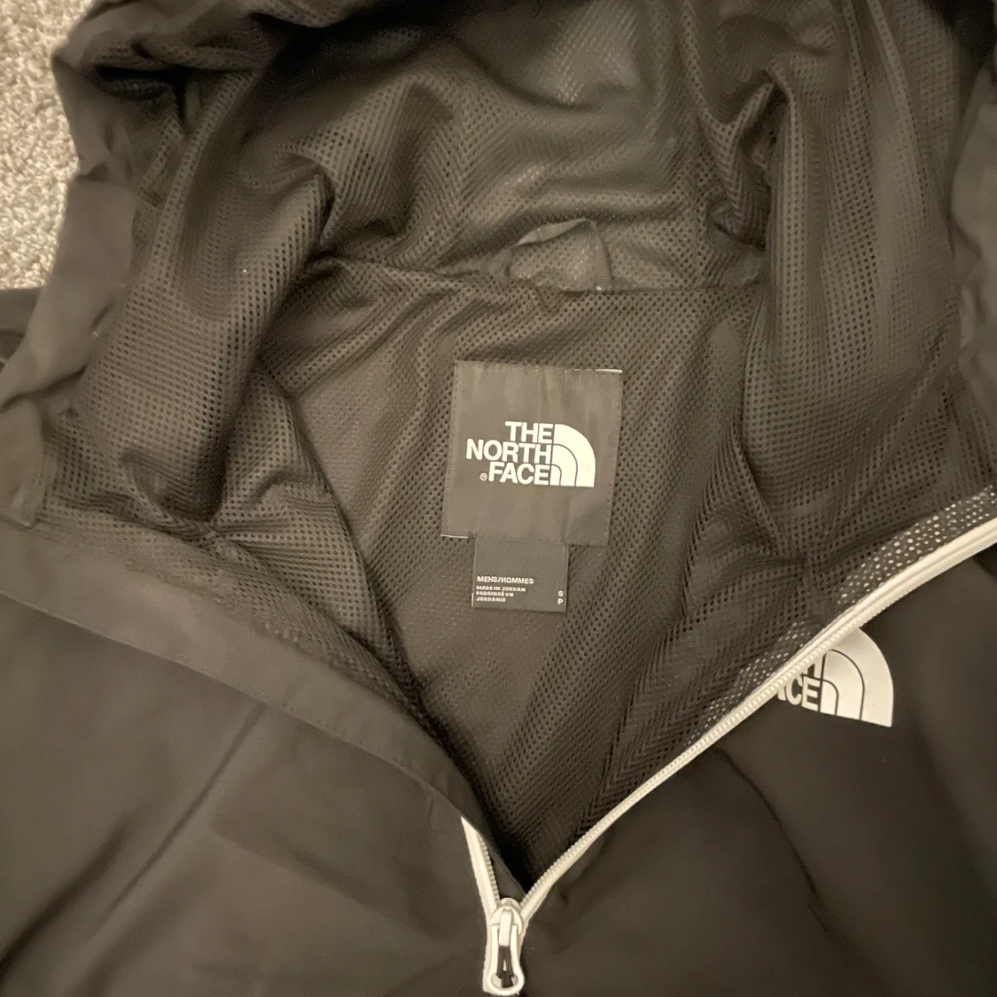 Svart och grå jacka från The North Face - 2