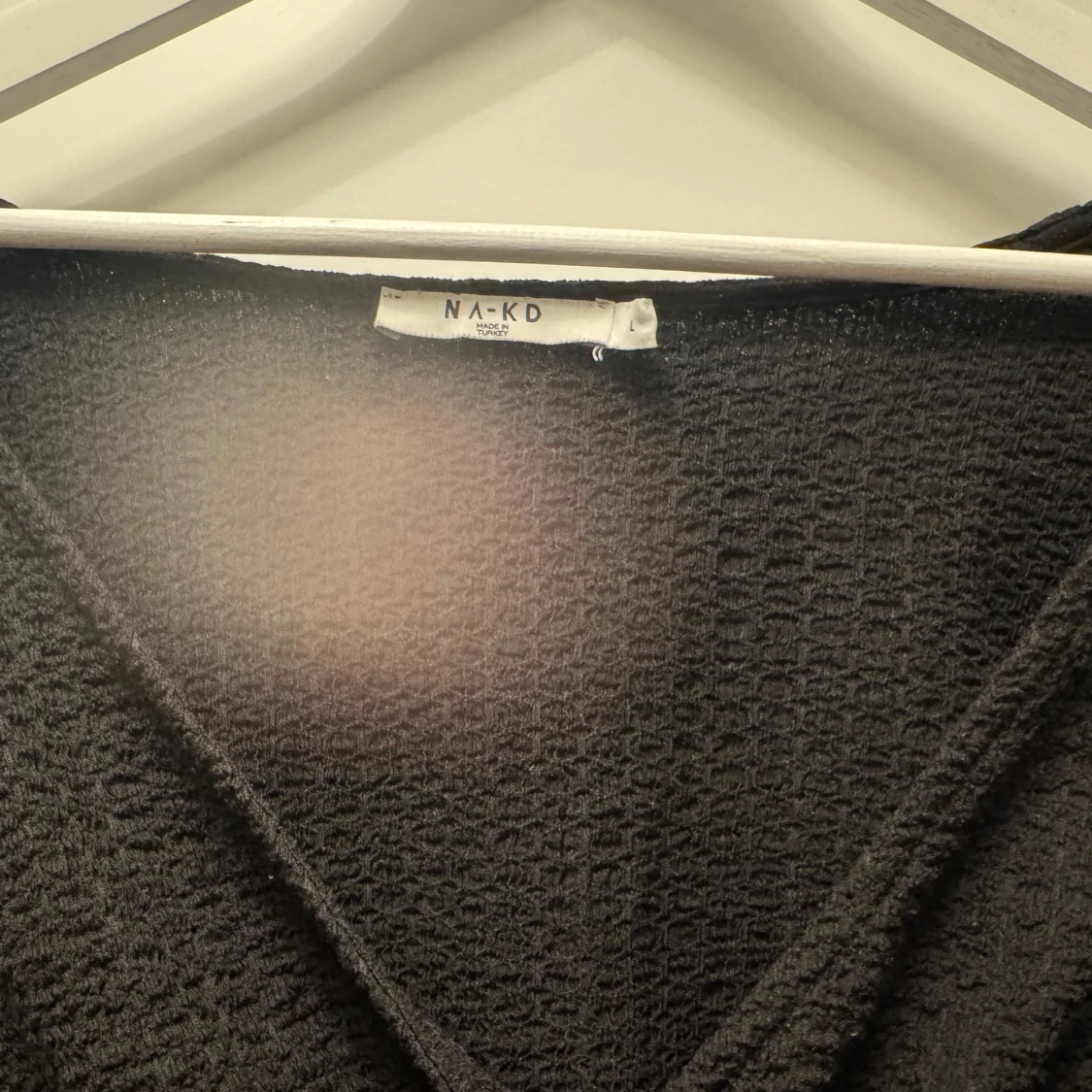 Svart omlottopp från NA-KD - 2