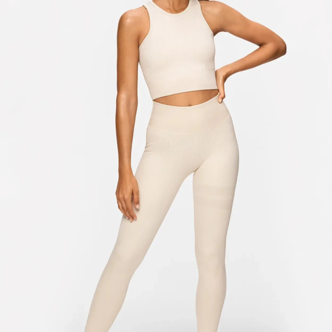 Beige ribbade träningskläder  - 4